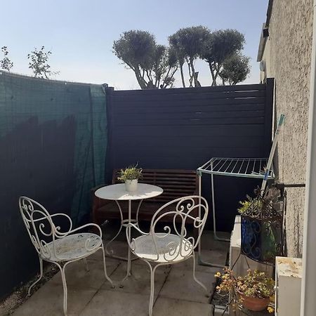 Studio- Terrasse -Place De Parking Prive 马赛 外观 照片